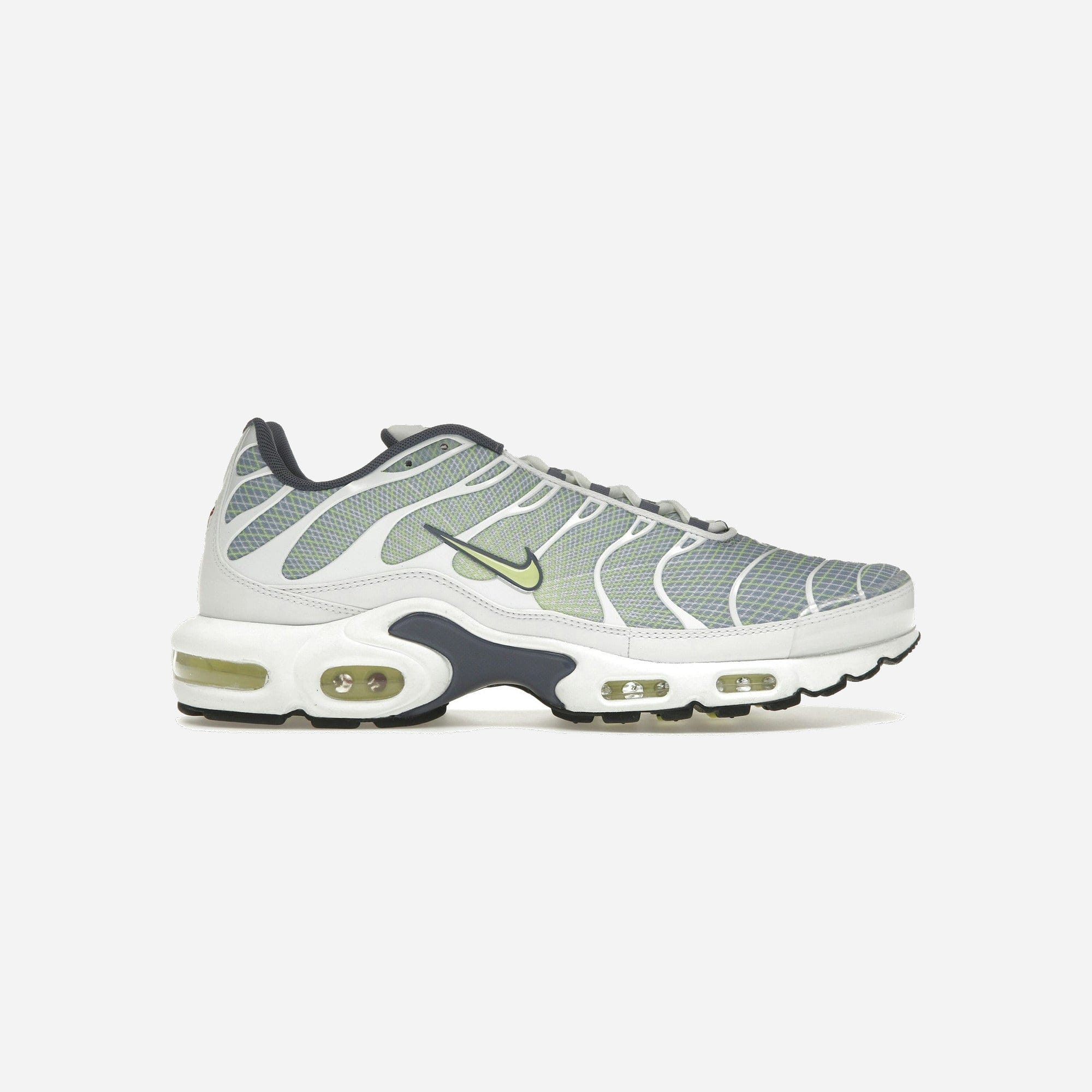 Nike Air Max Plus Pebble Grey Lime