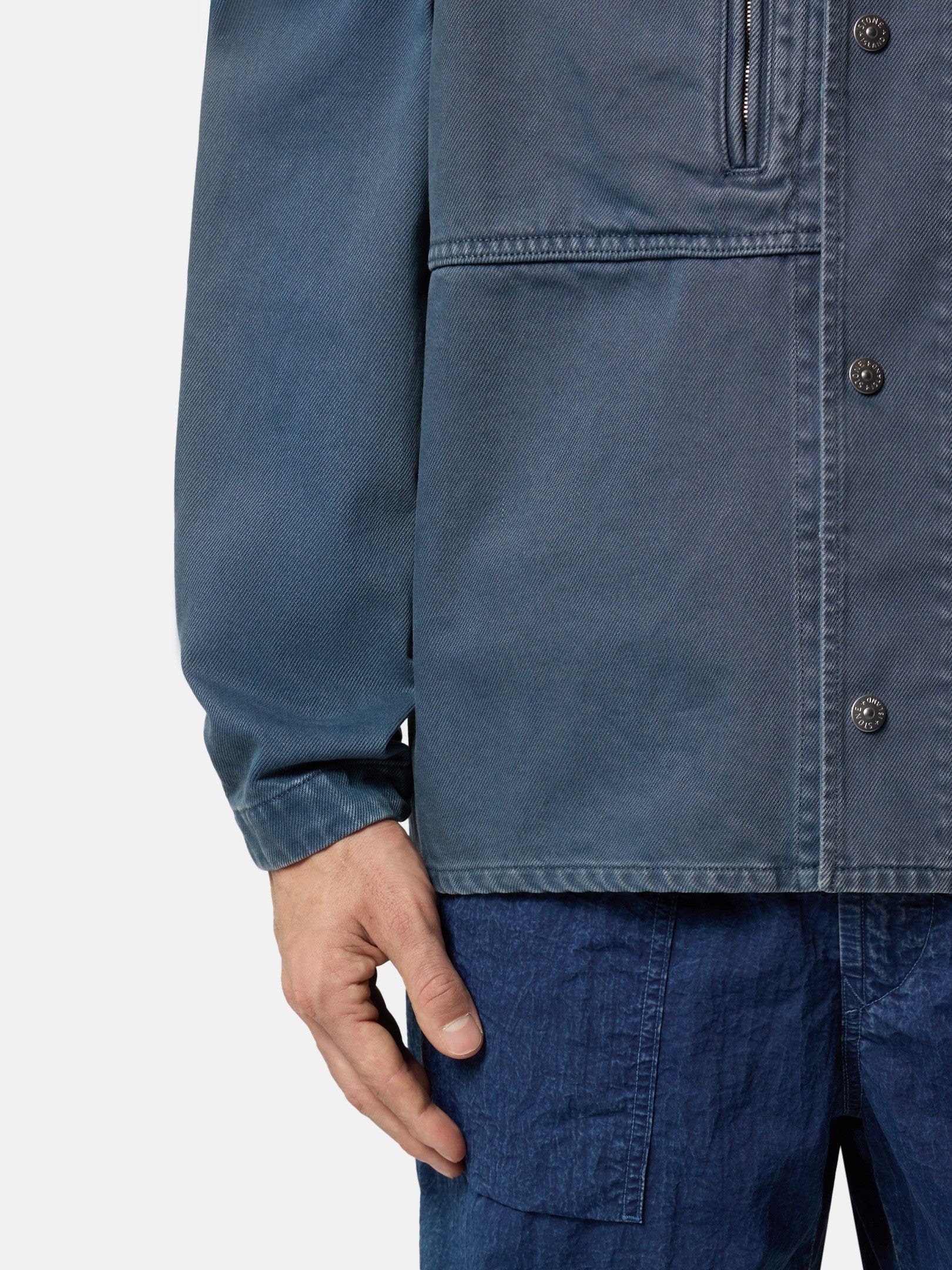 Stone Island Comfort-Fit Overshirt with Pockets 1200001