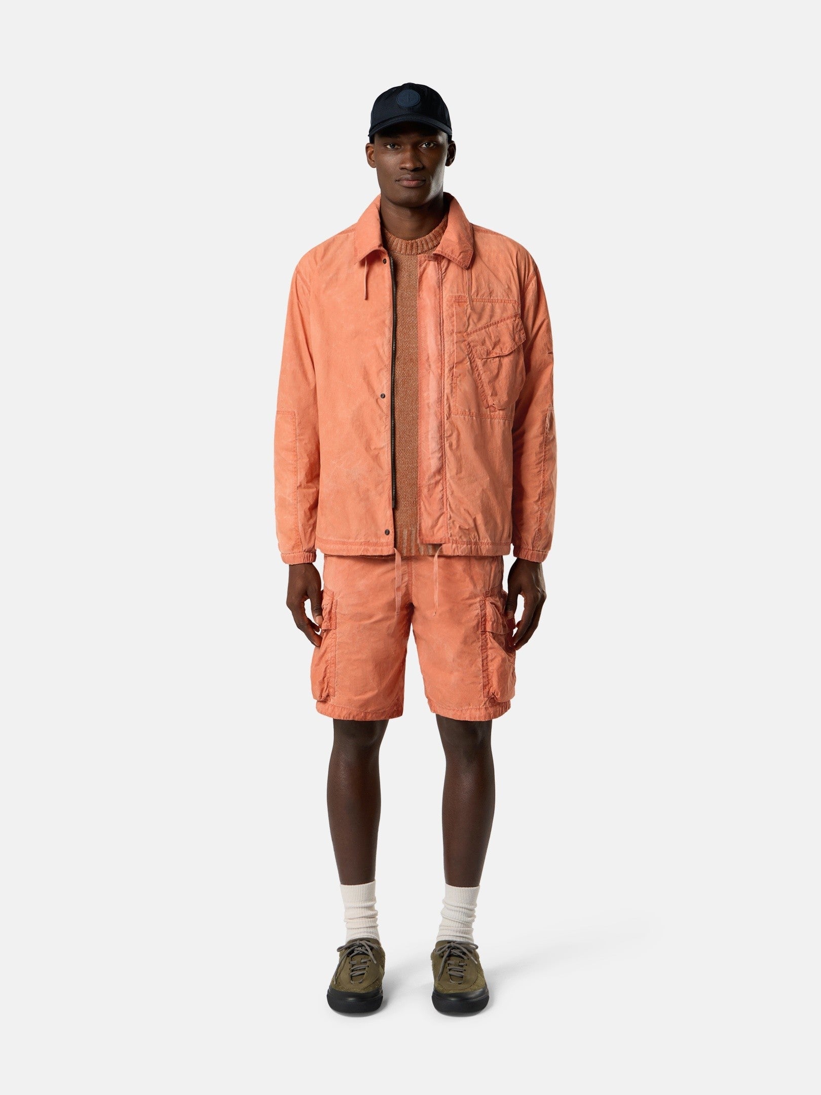 Stone Island Loose-Wide-Leg-Fit Bermuda Shorts with Iridescent Effect L100006
