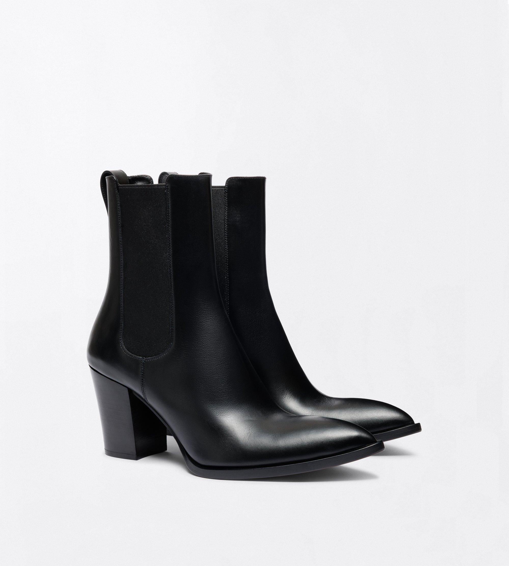 Tom Ford Burnished Leather Dagger Ankle Boot