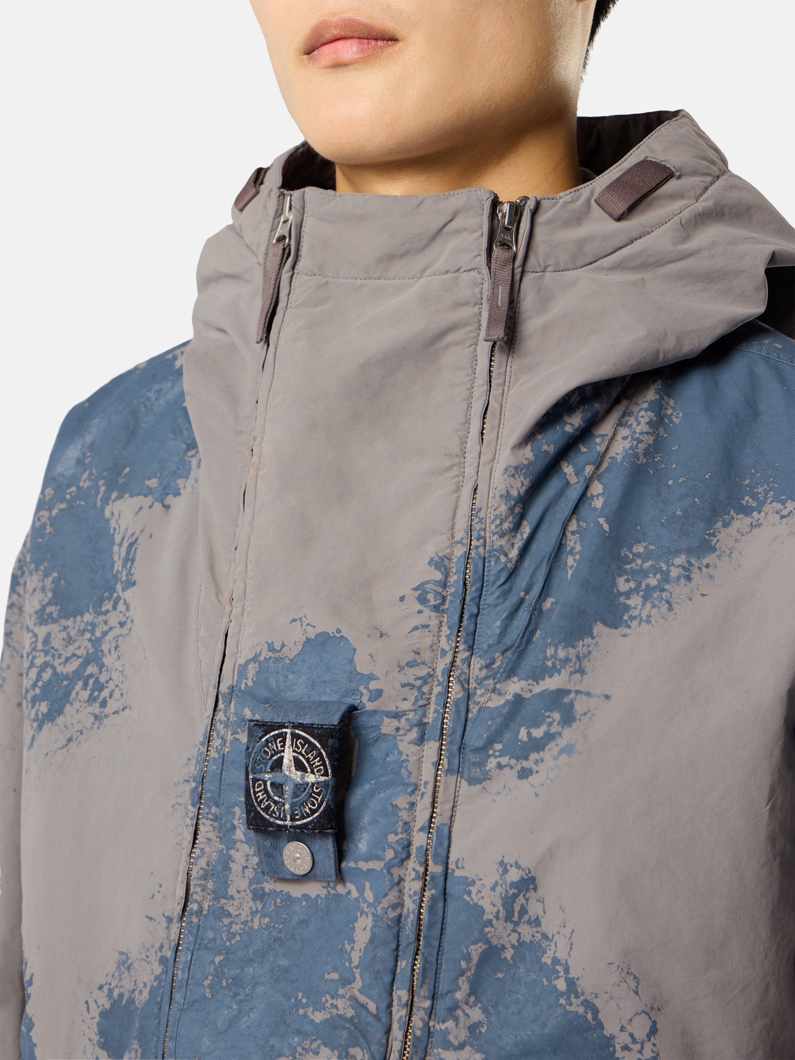 Stone Island Padded Short Parka with Hand-Painted Finish and Anti-Drop Q100031