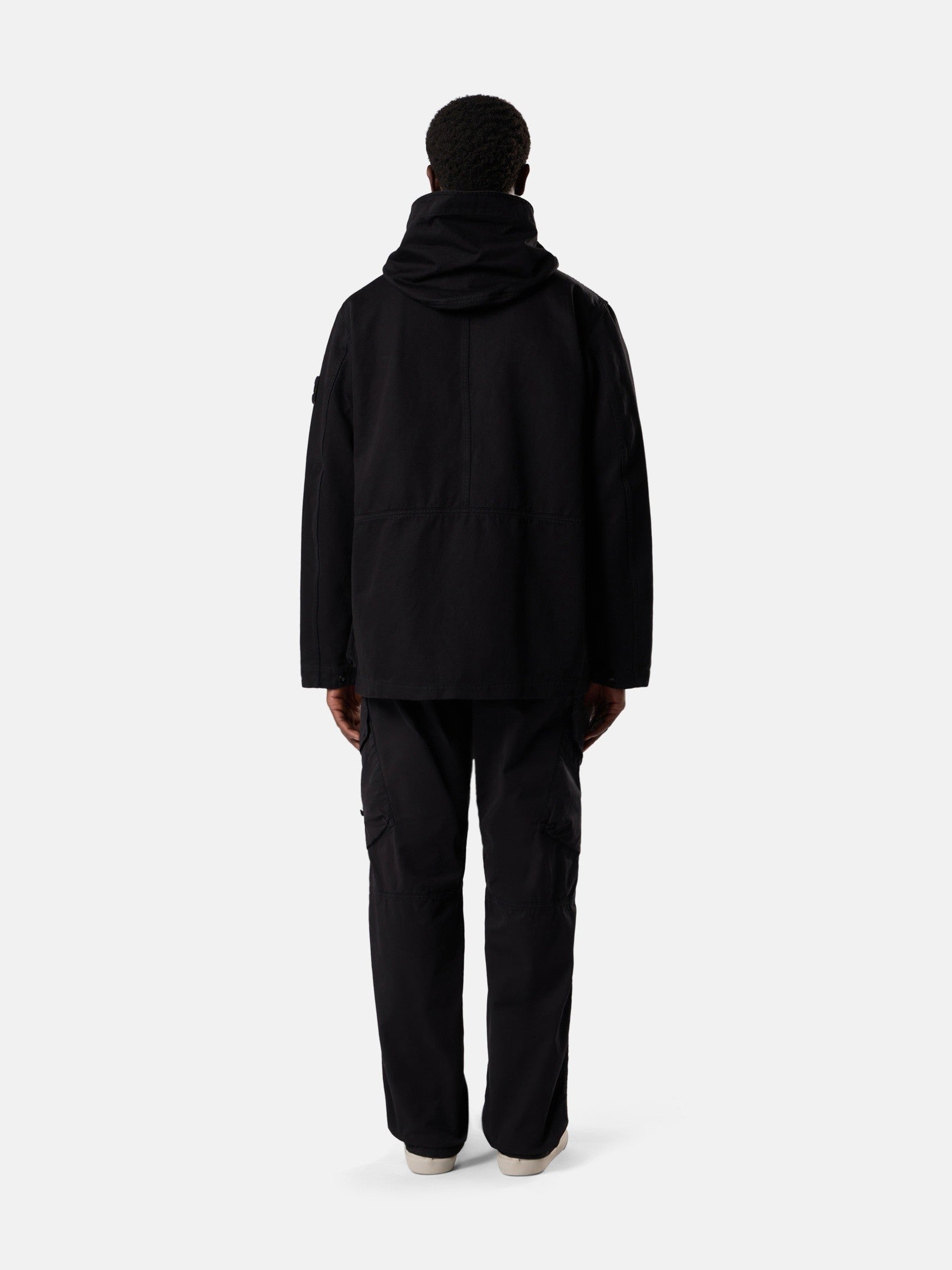 Stone Island Hooded Jacket with Anti-Drop Finish Q100001