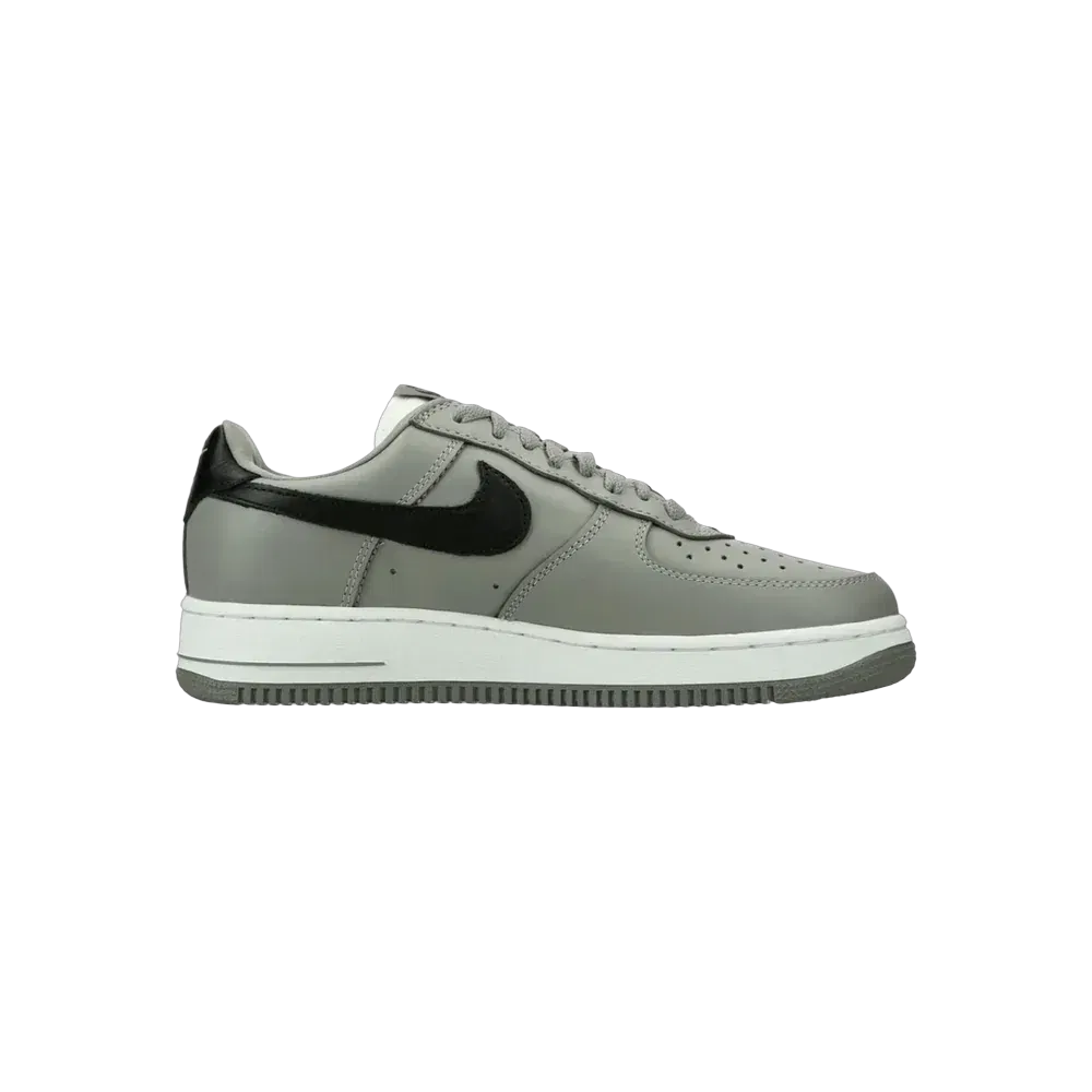 Nike Air Force 1 Low ’01 'Light Army Black'