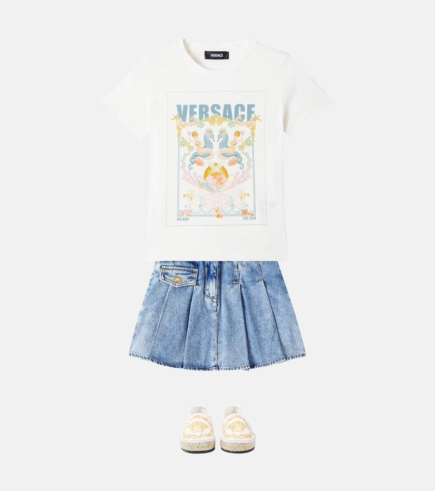 Embroidered denim skirt