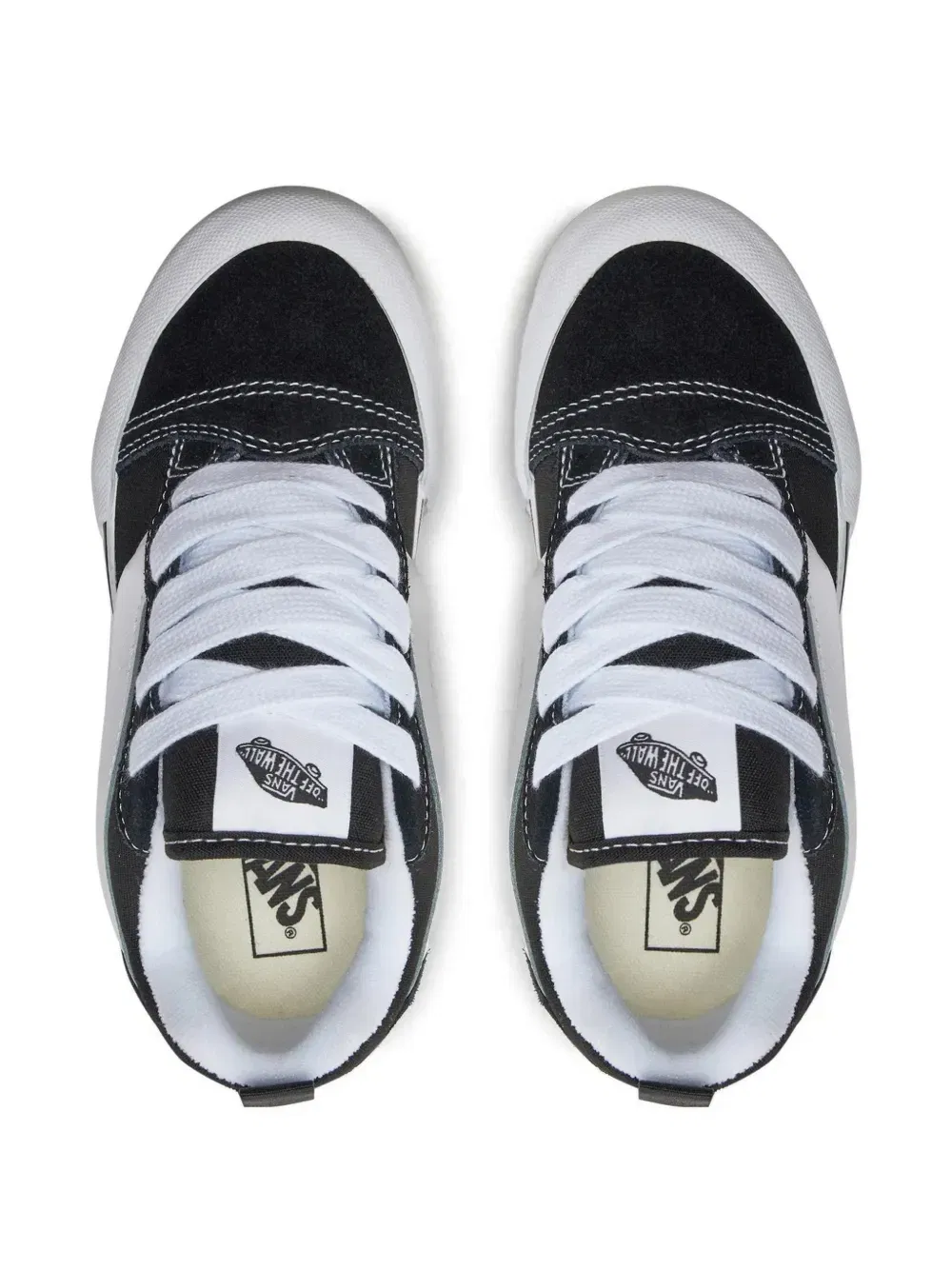 Knu Skool sneakers