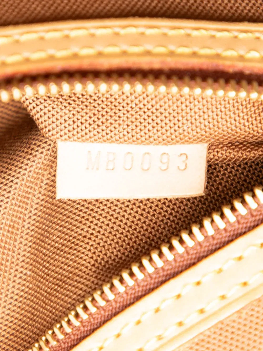 2003 Monogram Pegase Porte Documents business bag