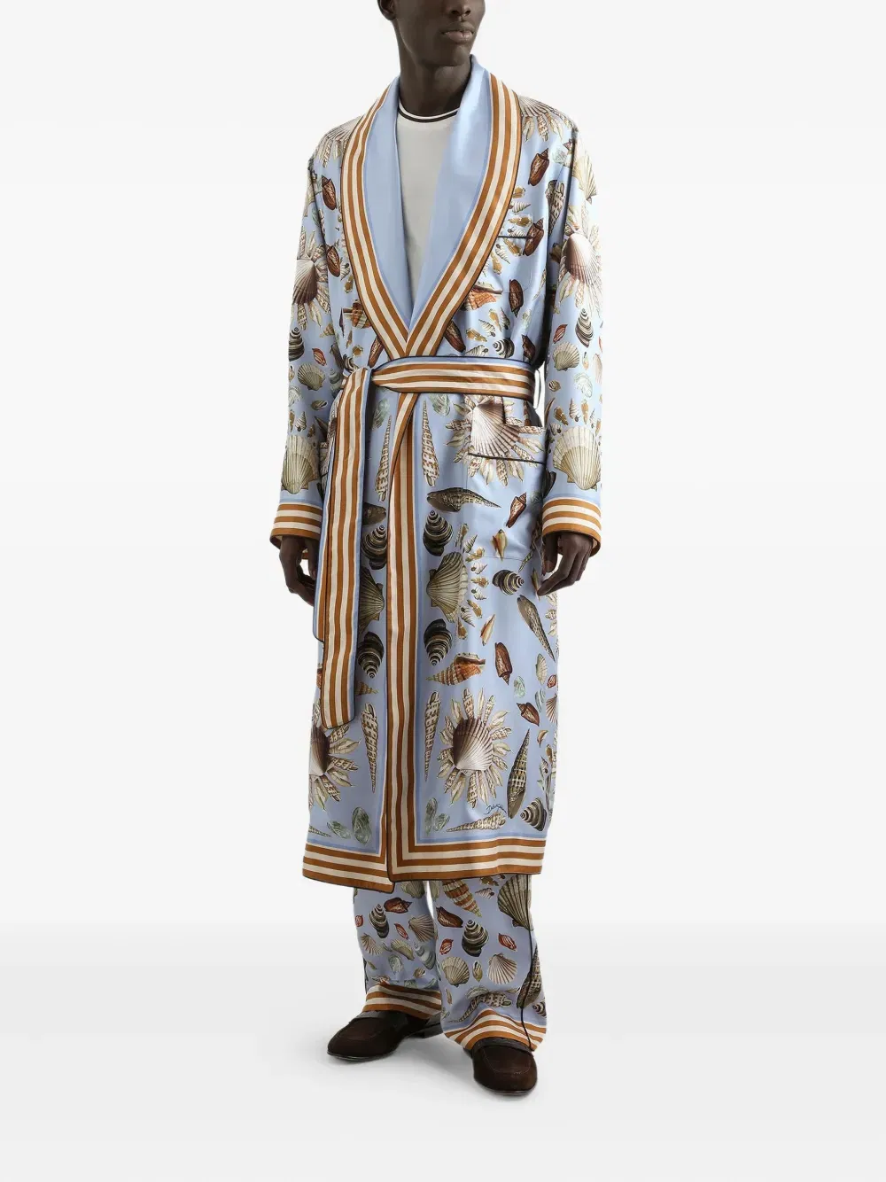 shell-patterned robe