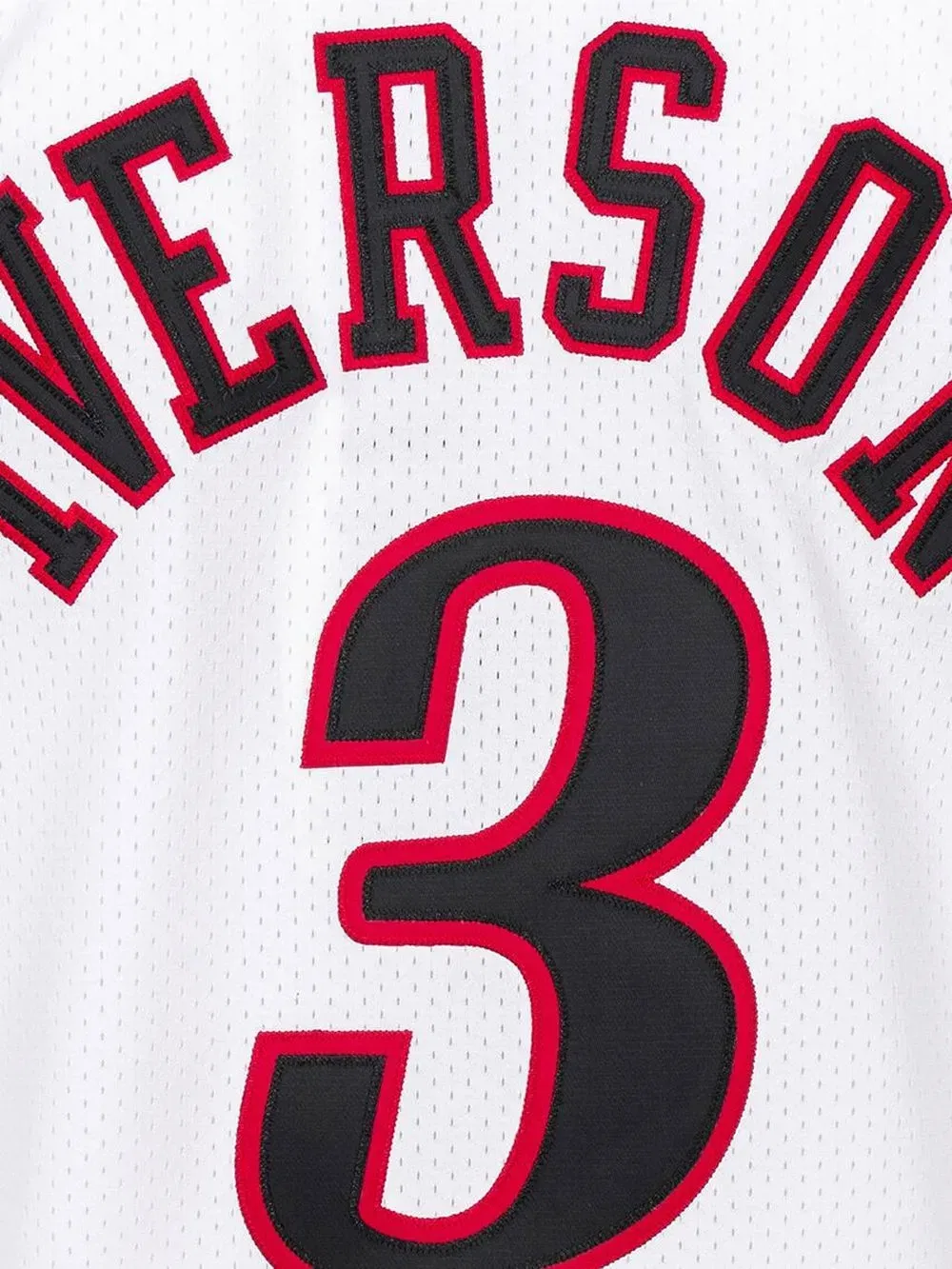 Philadelphia 76ers Allen Iverson White jersey