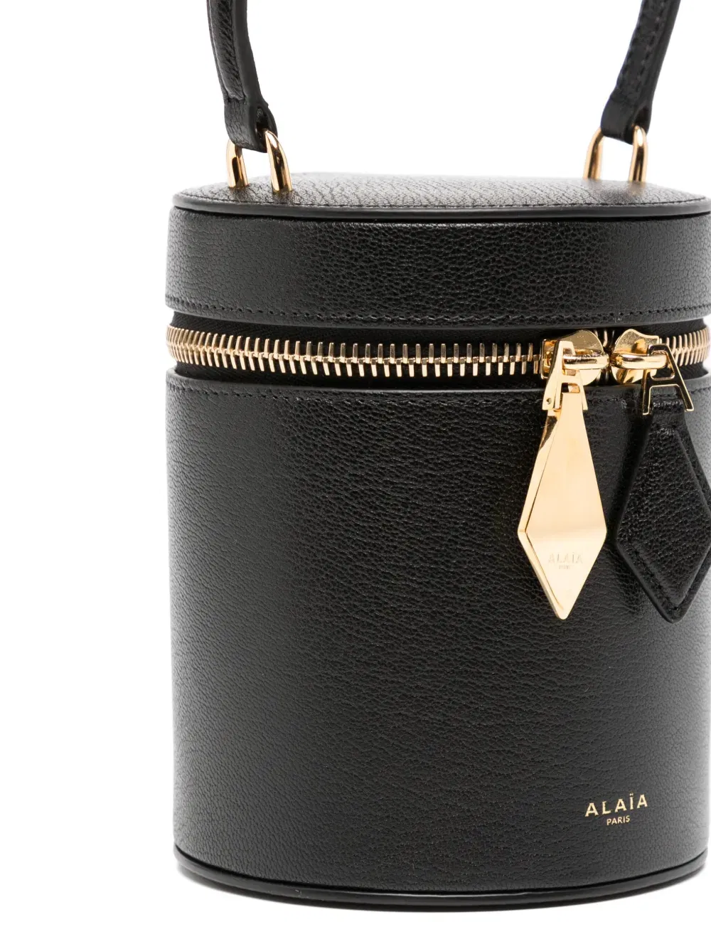 Shiny shoulder bag