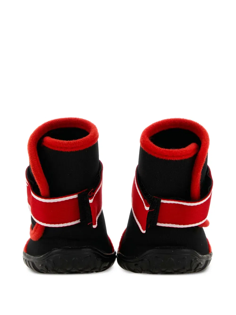 x Moon Boot dog shoes