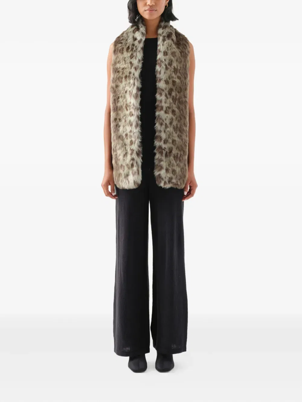 leopard-print scarf
