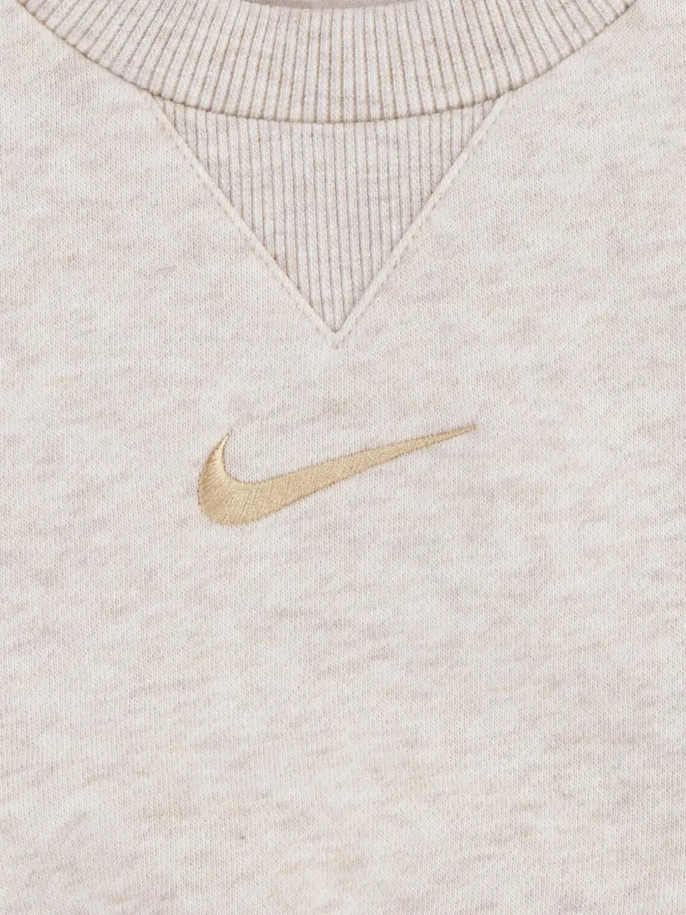 Essential tracksuit