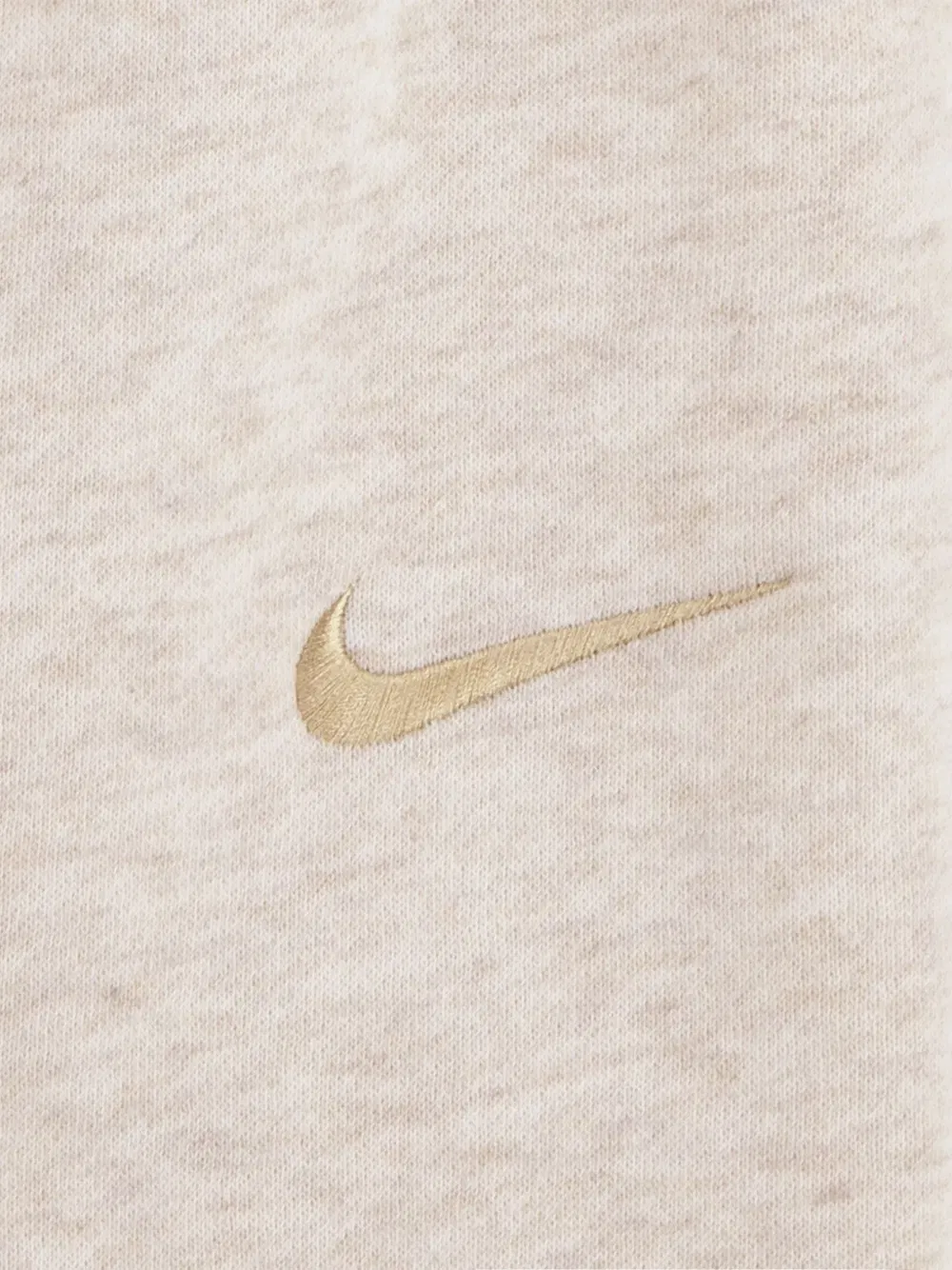 Essential tracksuit