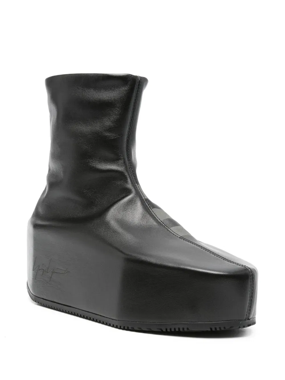 Kyasu boots