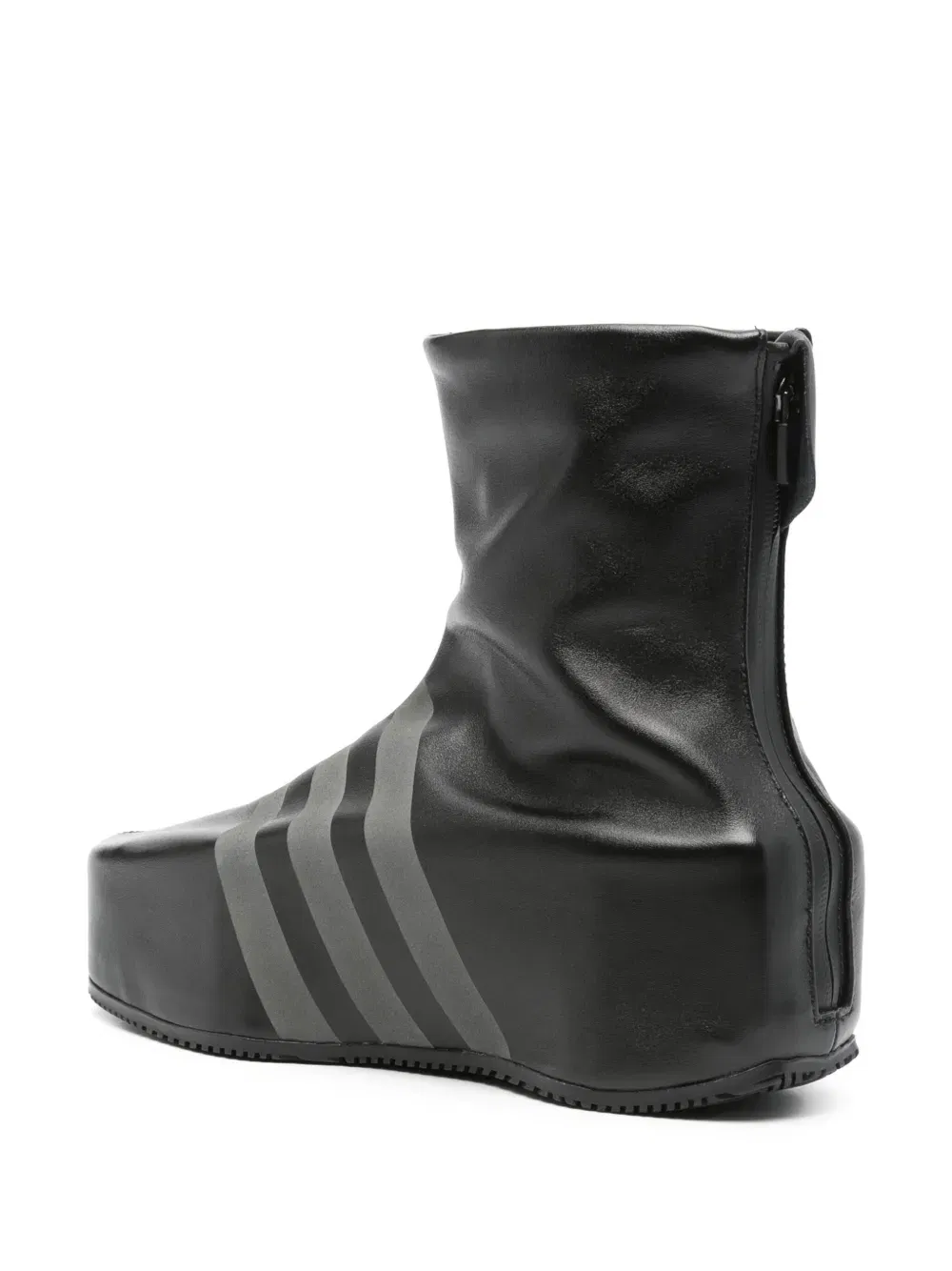 Kyasu boots