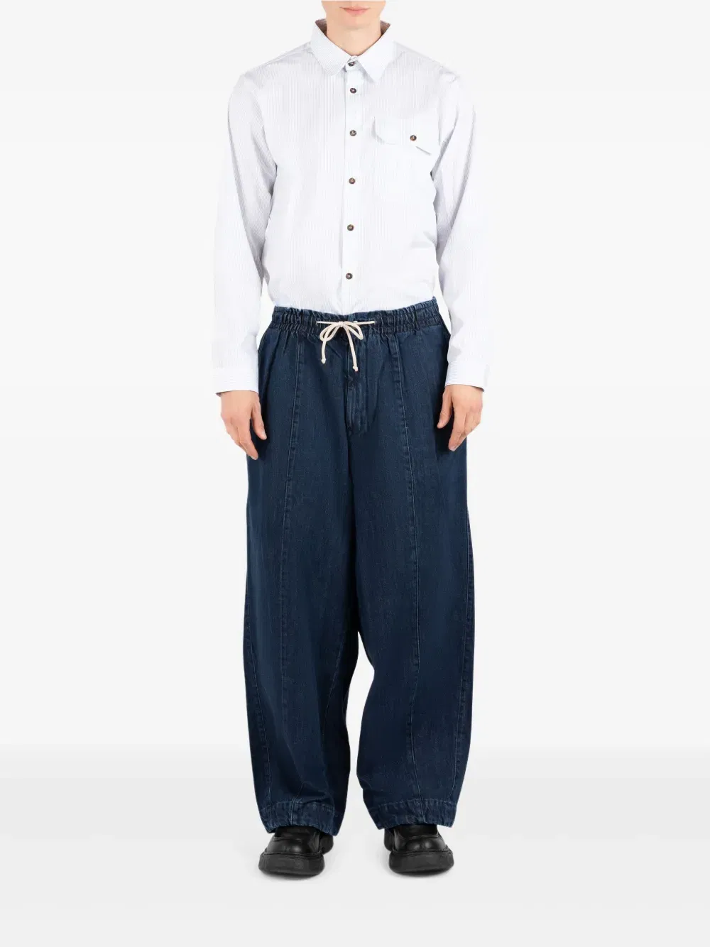 drawstring-waist jeans