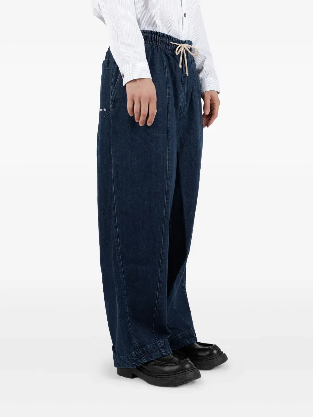 drawstring-waist jeans