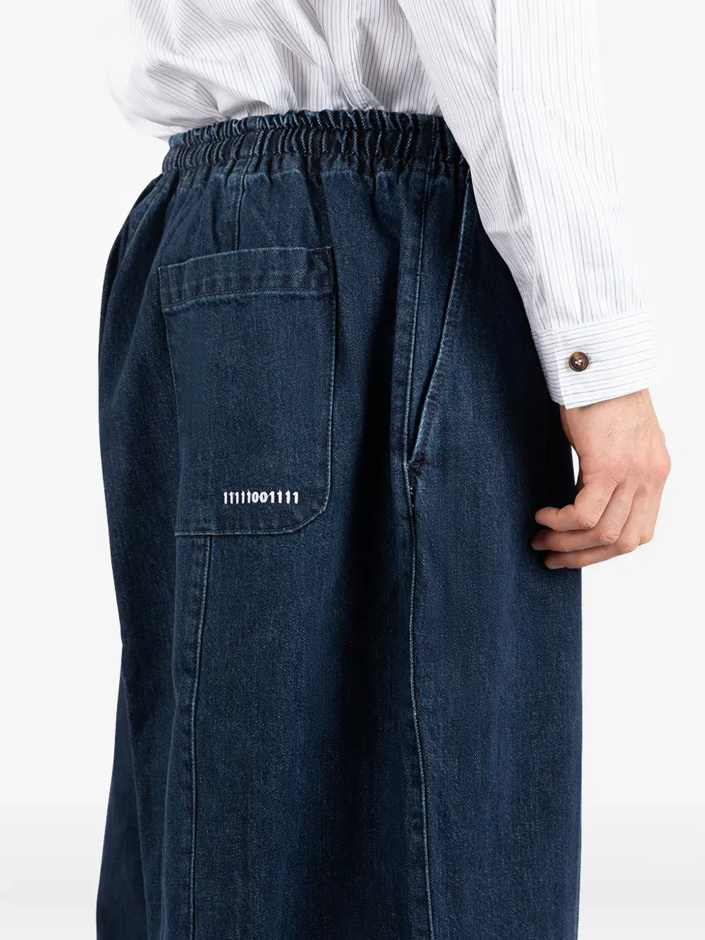 drawstring-waist jeans