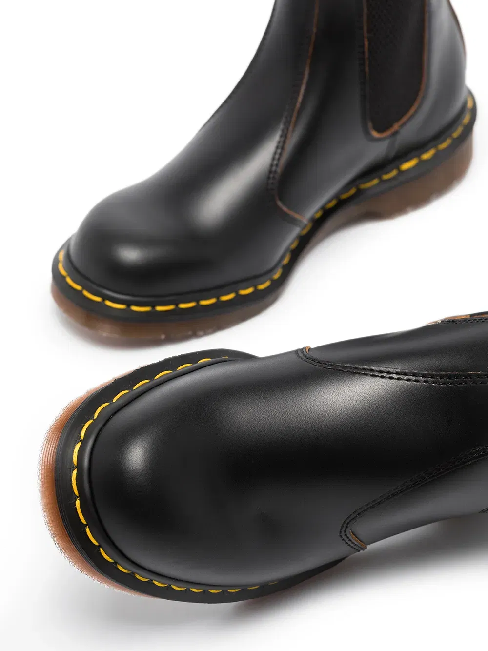 Vintage round-toe leather boots