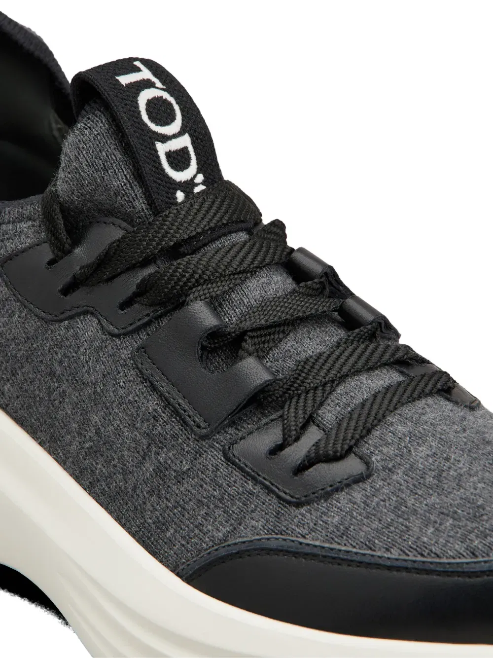 lace-up fastening panelled sneakers