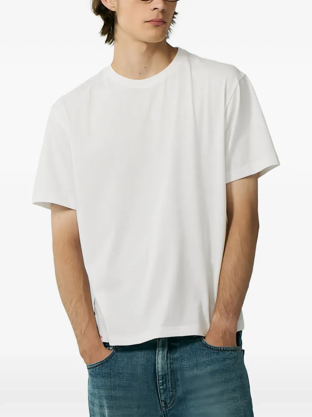 white T-Shirt