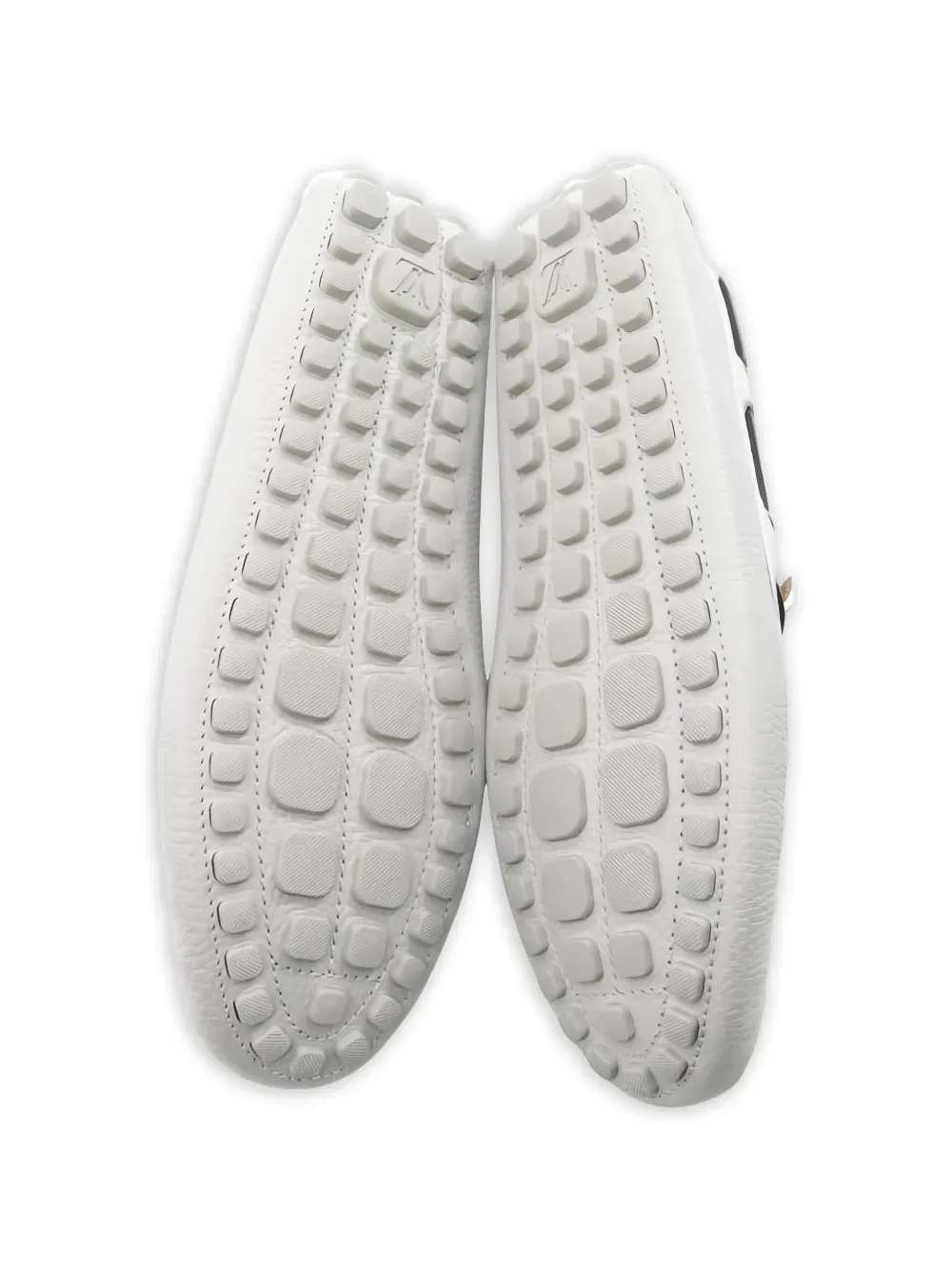 2010s leather loafers