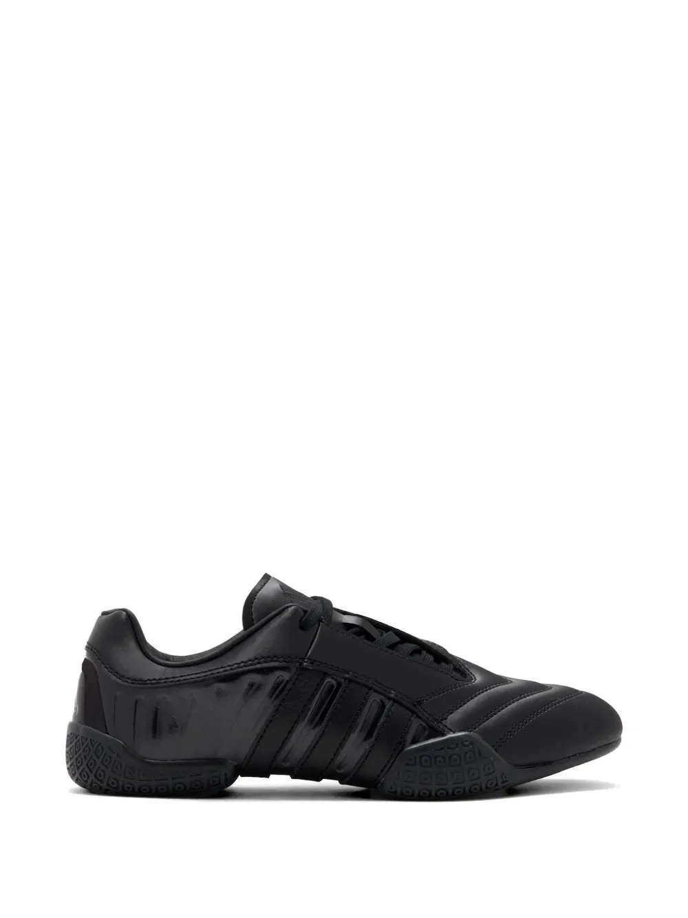 Taekwondo Mei Elite striped panelled sneakers