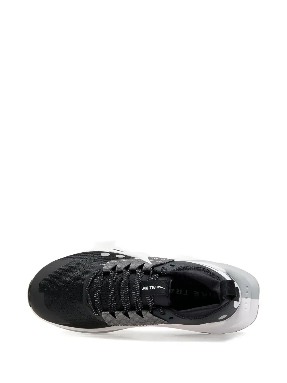 Zoomx Zegama trail sneakers