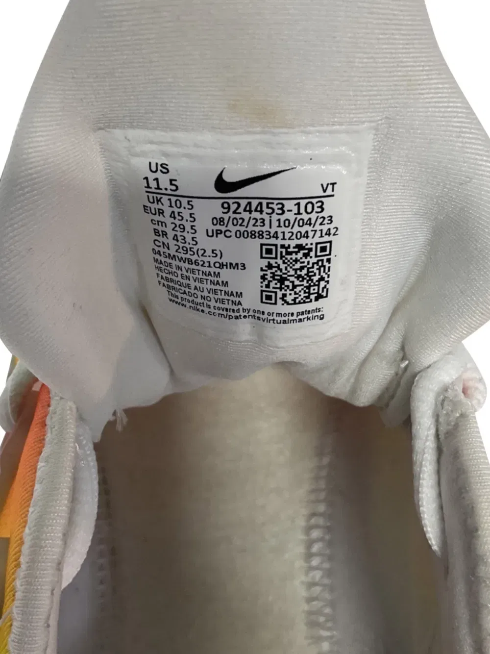 Air VaporMax Plus sculpted-sole low-top sneakers