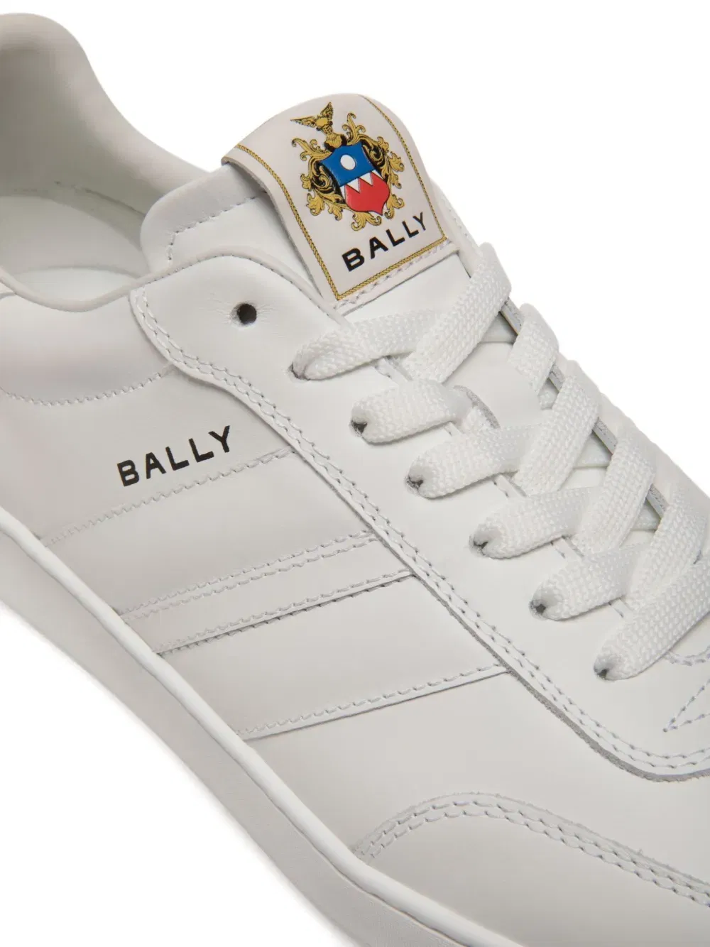 Retro Crest sneakers