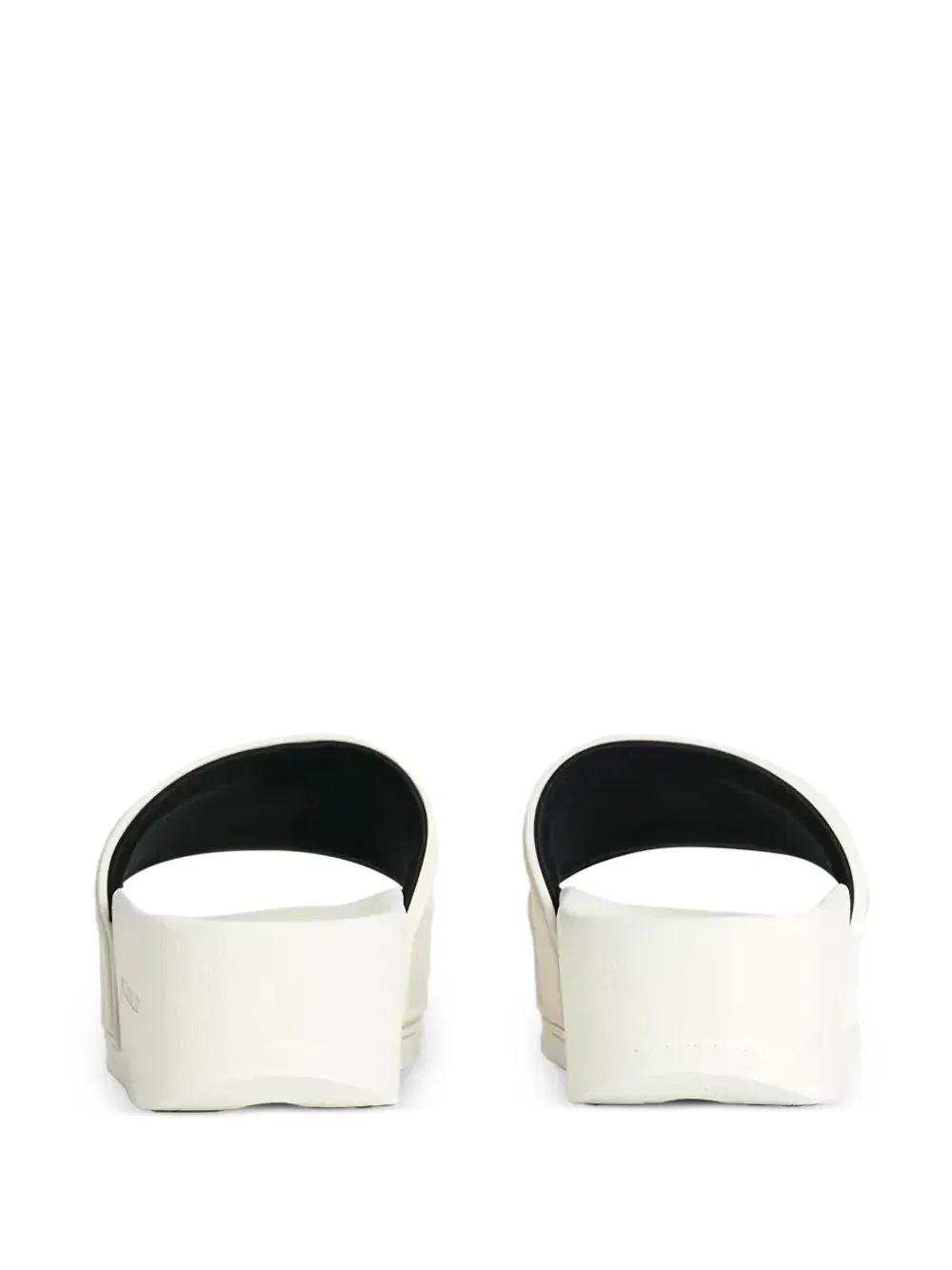 Ikon Kondo pool slides