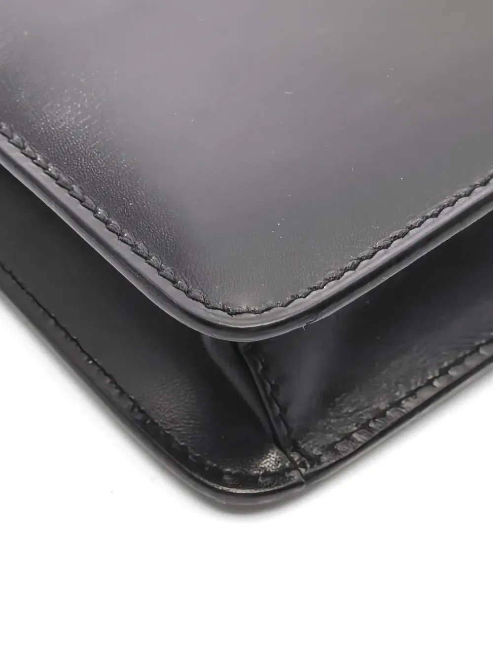 2000s leather clutch bag