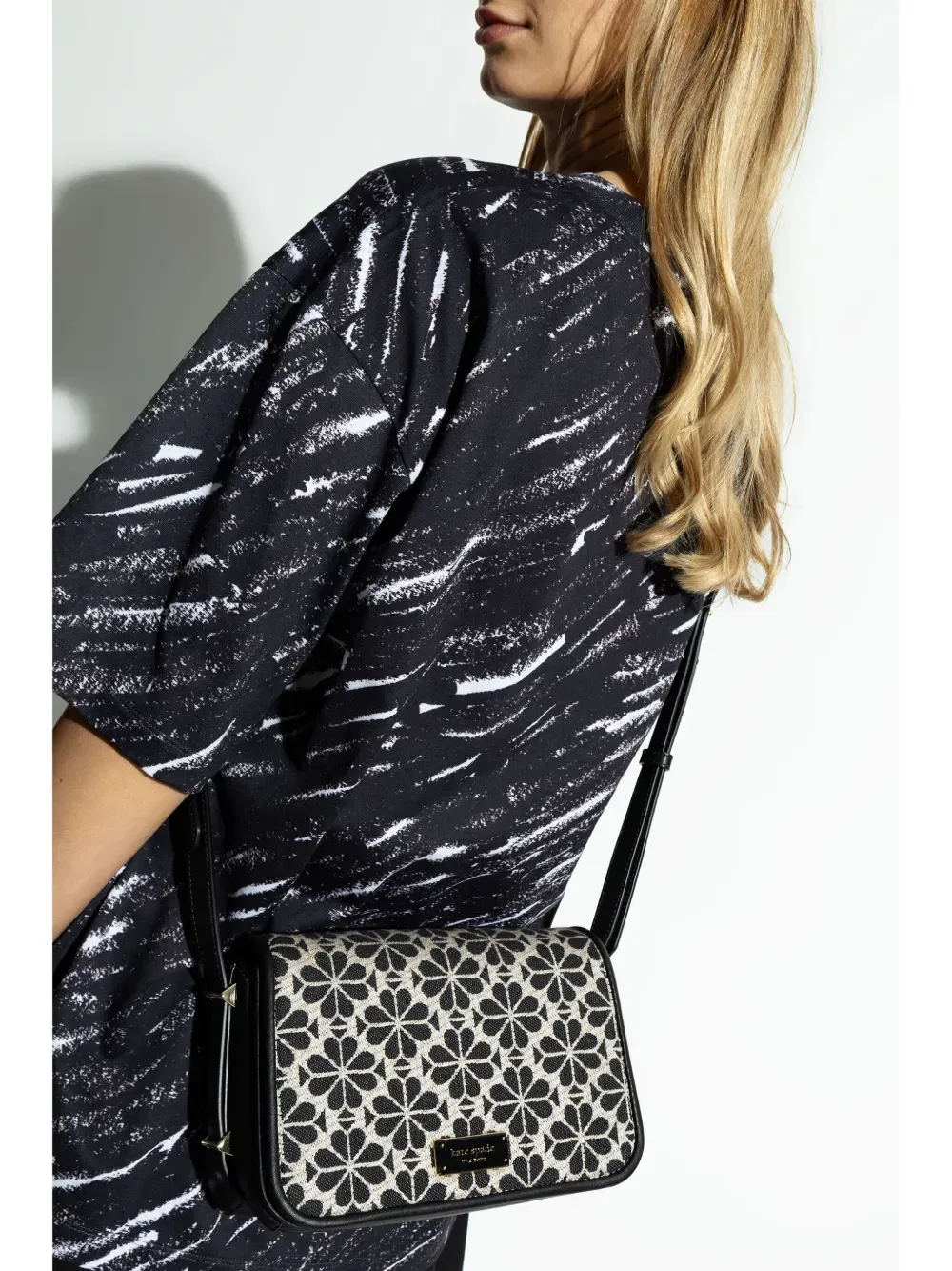 floral-jacquard crossbody bag