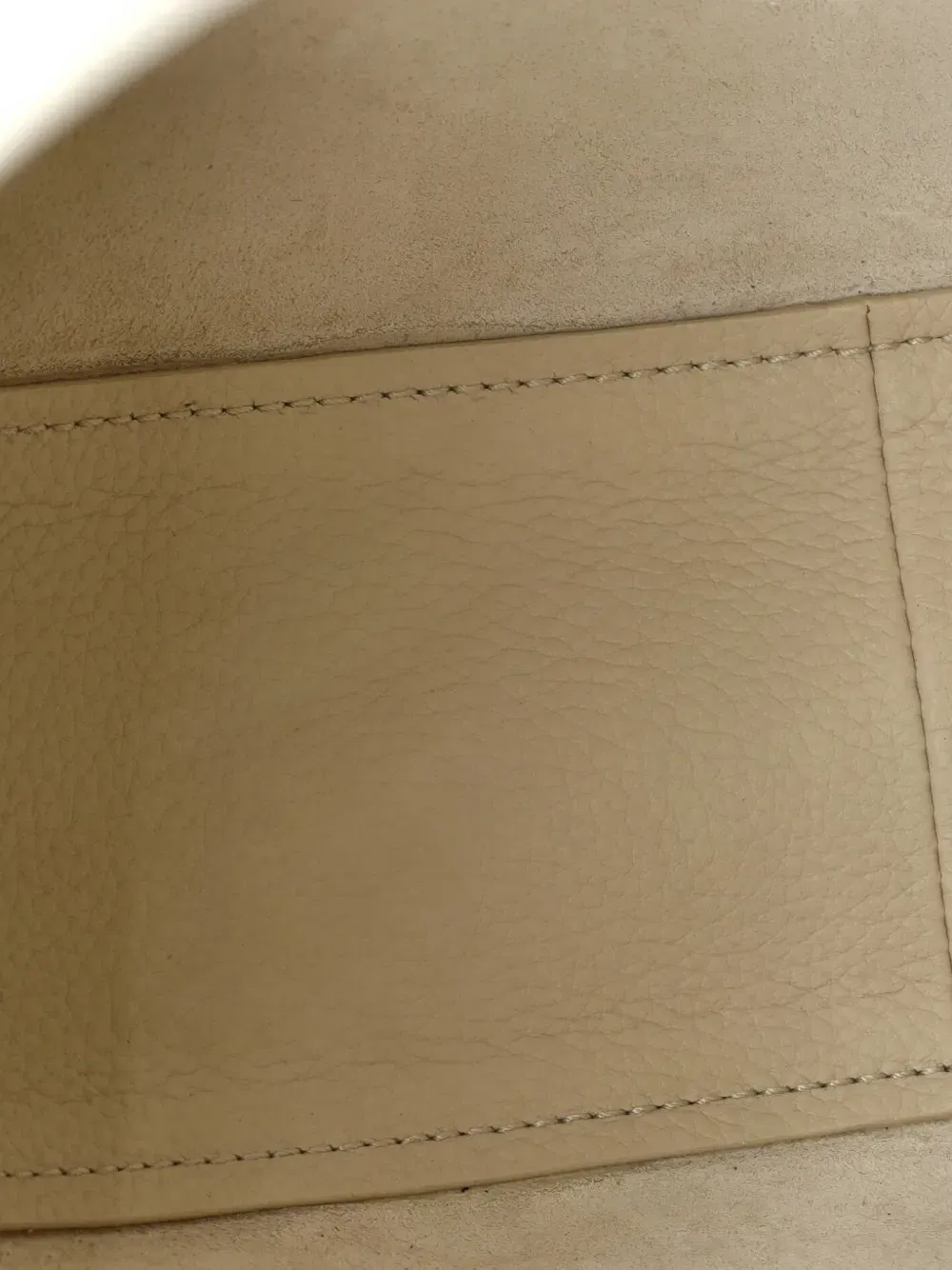 Knight Arc Hobo Bag Leather shoulder bag