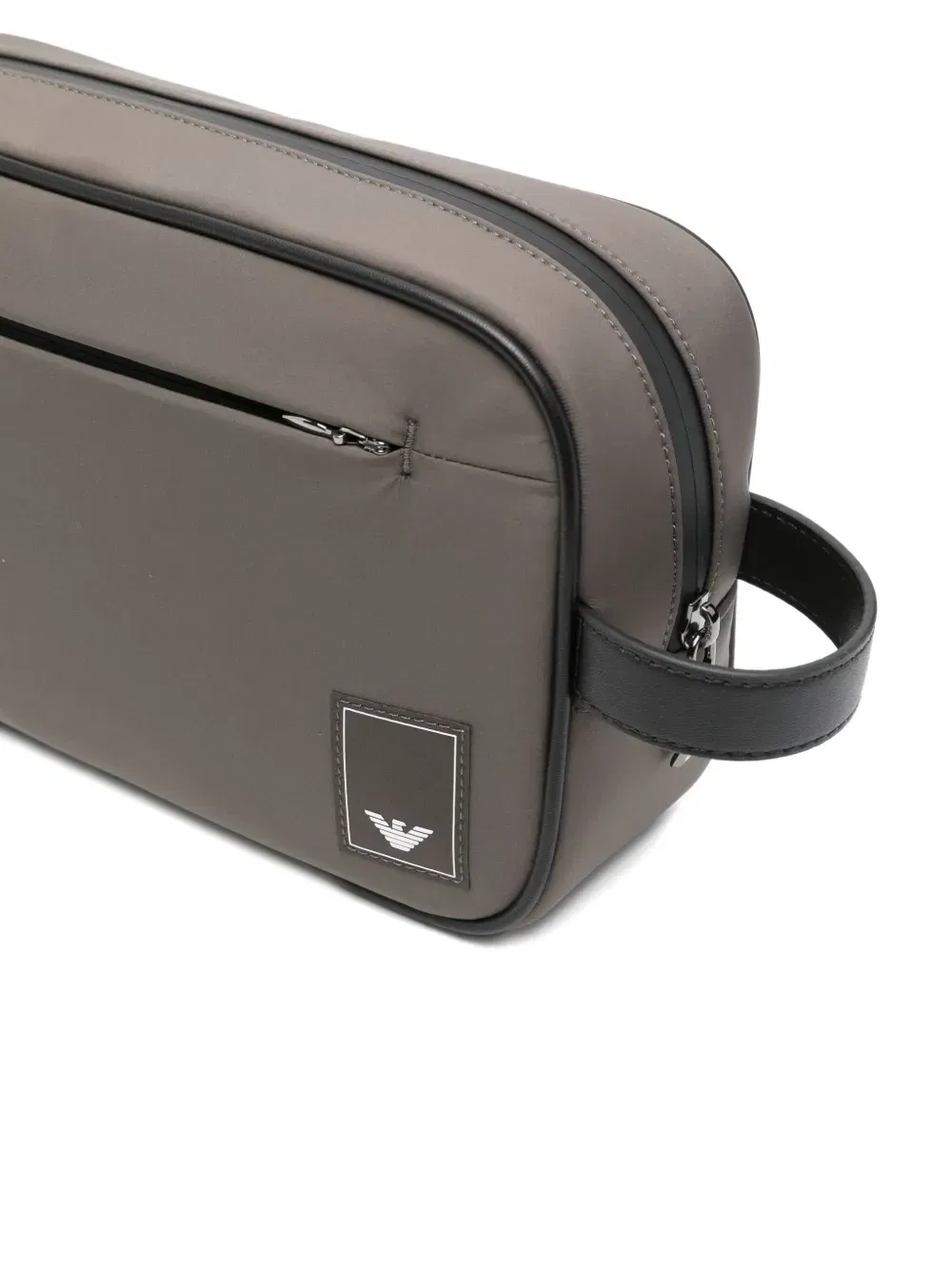 logo-detail wash bag