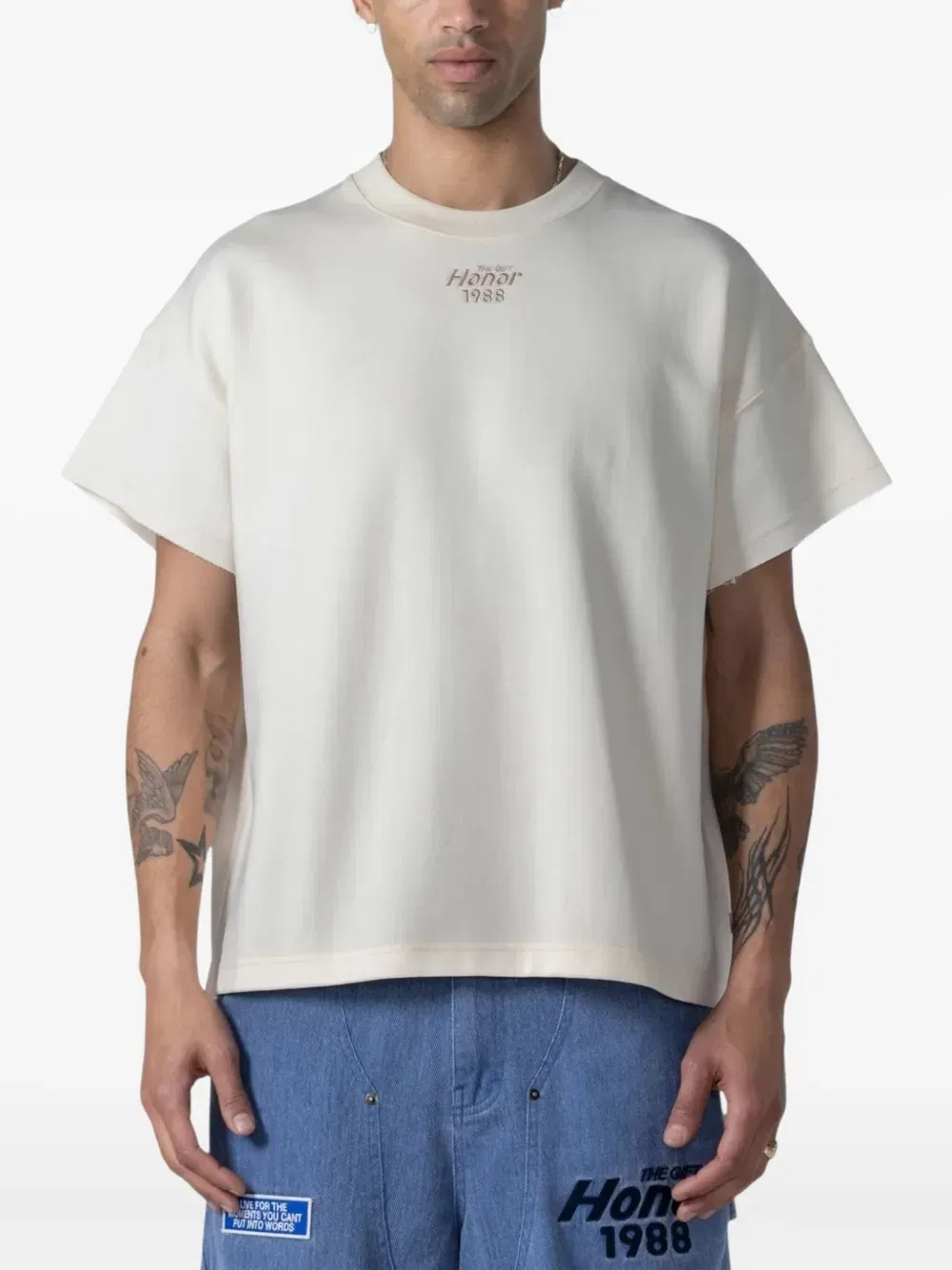 Pendant Box raw-edge embroidered T-Shirt