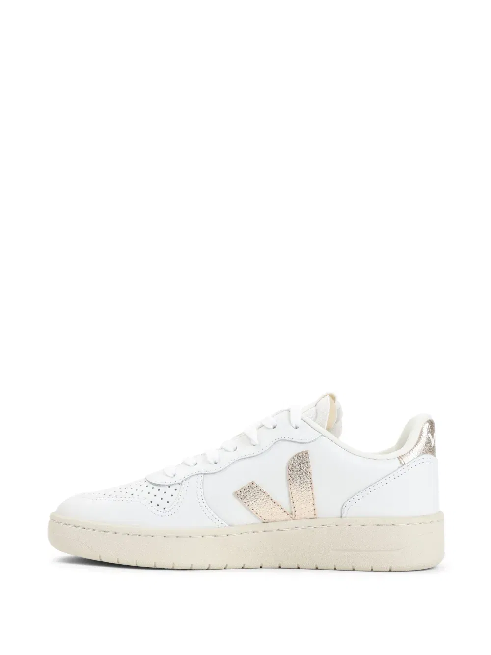 V-10 sneakers