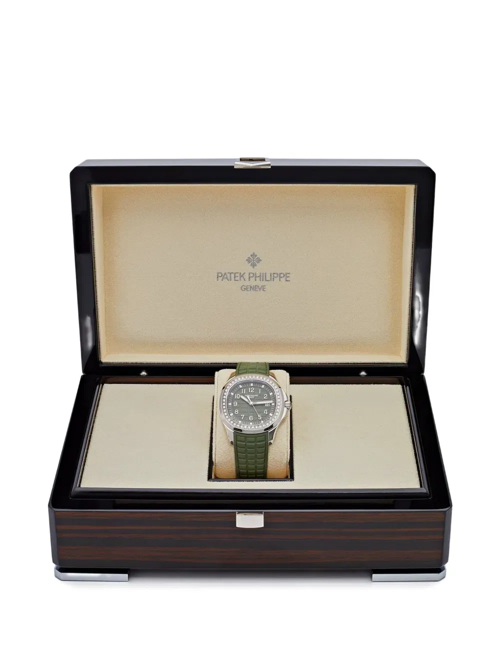 2025 Aquanaut Luce 5267/200A-011 39mm watch