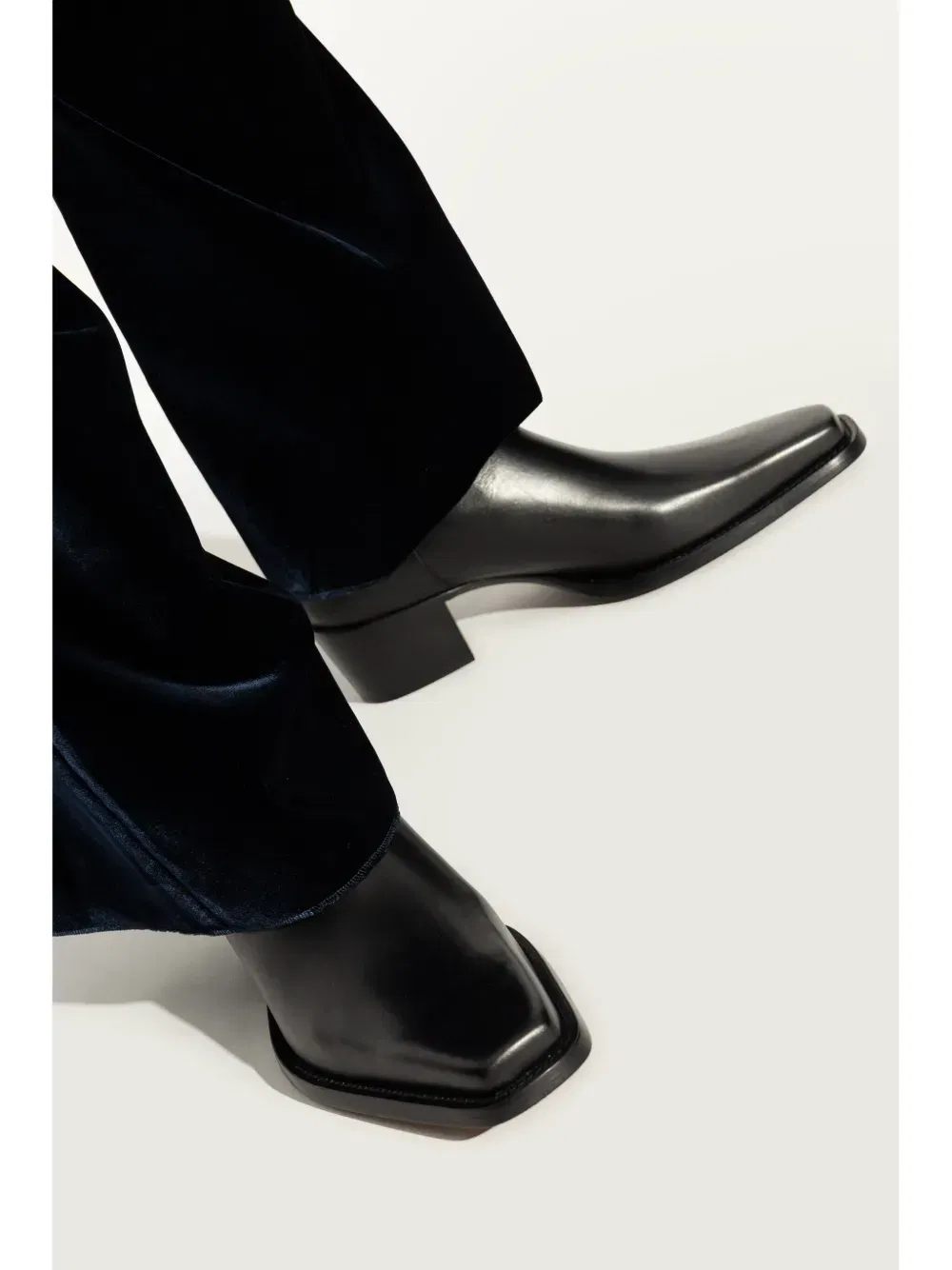 55mm Chelsea boots