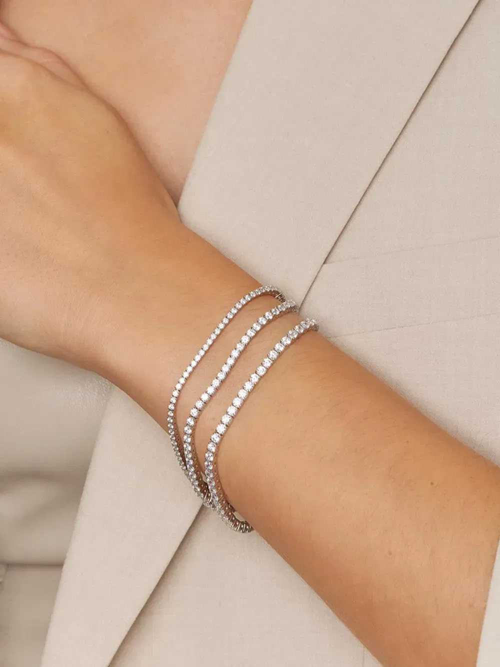18kt white gold diamond bracelet