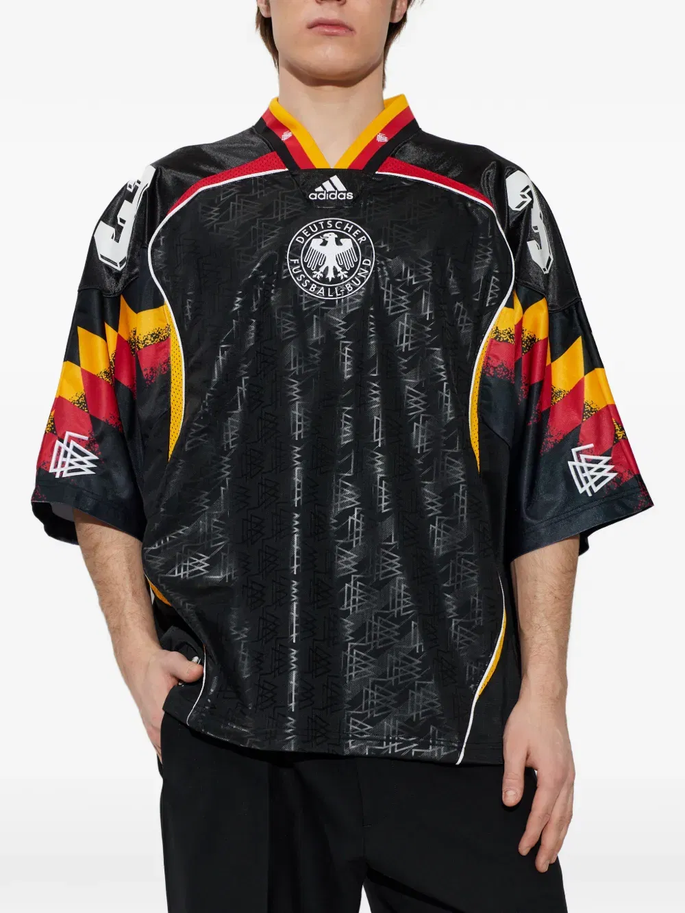 Bringbacks Remixed Germany V-neck T-Shirt