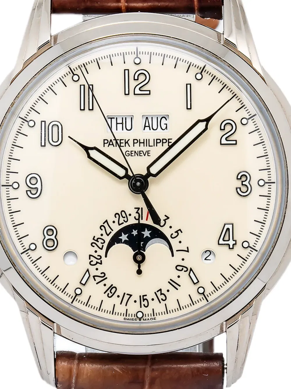 Cream Round Perpetual Calendar - 40 mm