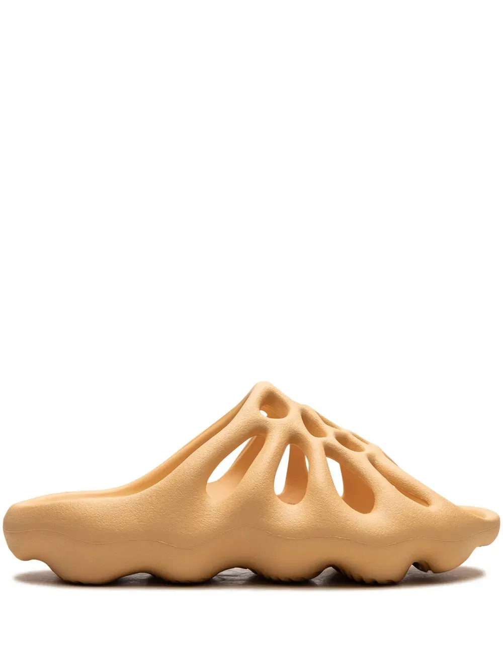 Yeezy 450 Cream slides