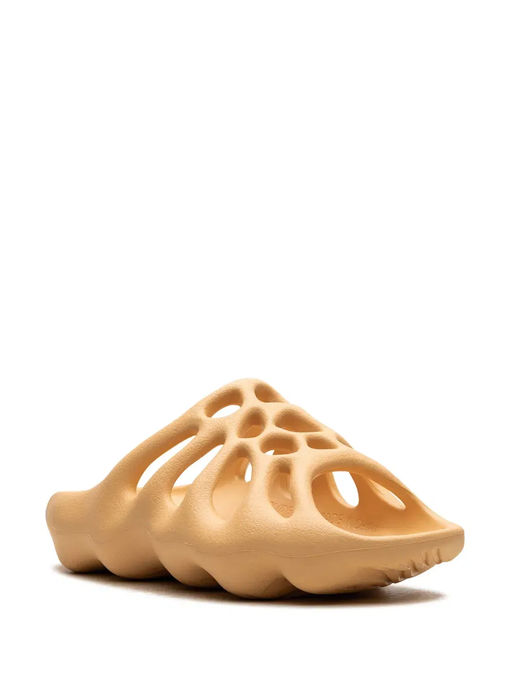 Yeezy 450 Cream slides