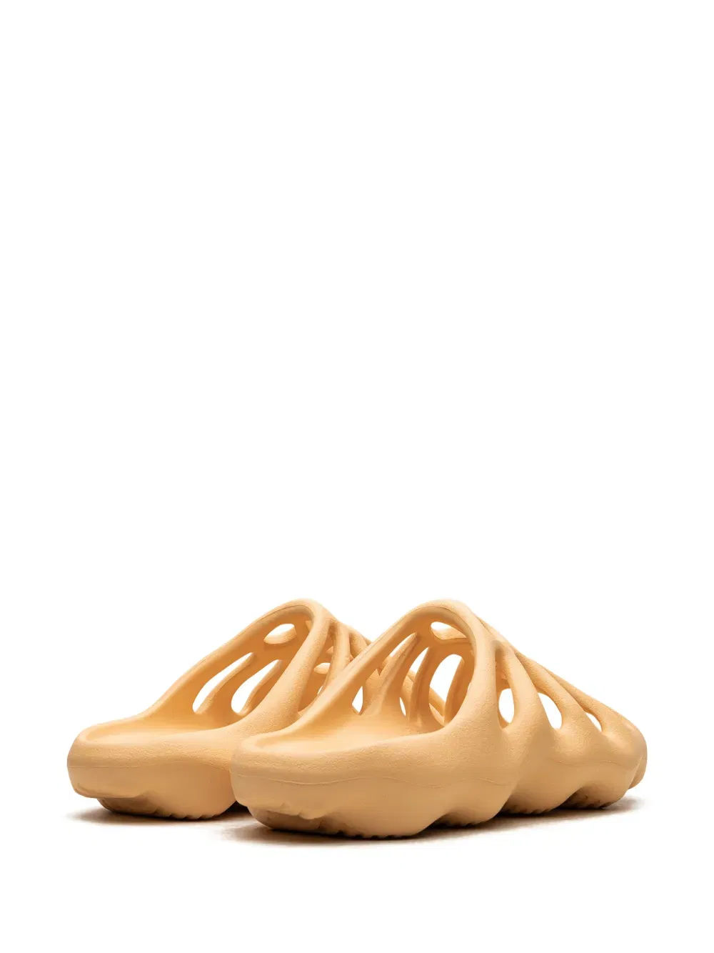 Yeezy 450 Cream slides