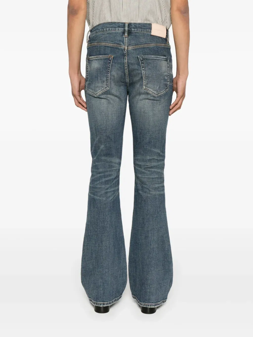 P004 low-rise flared jeans