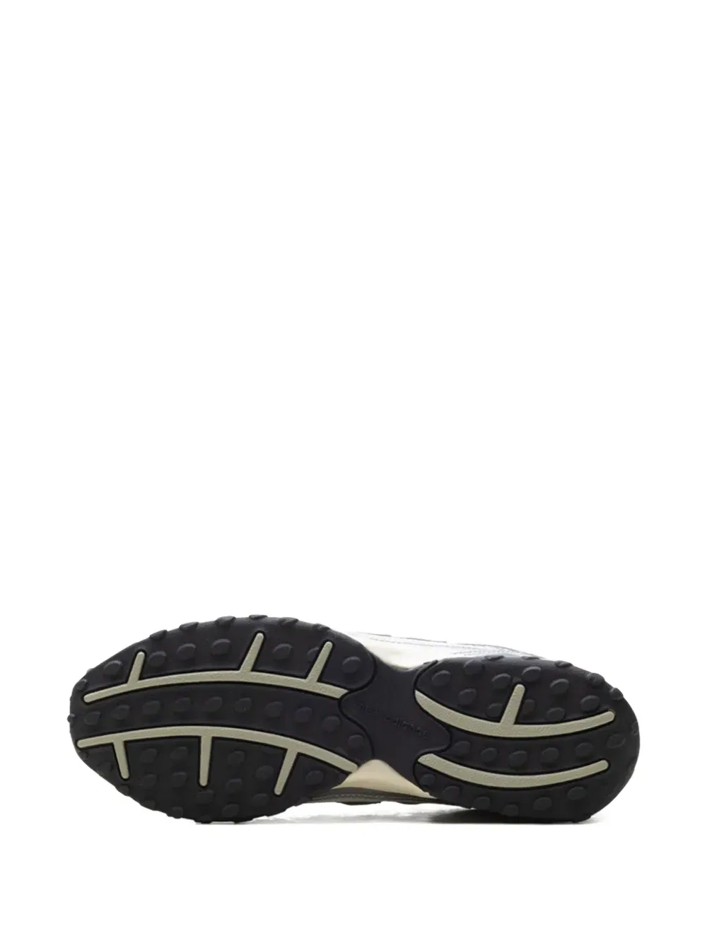 204L sneakers
