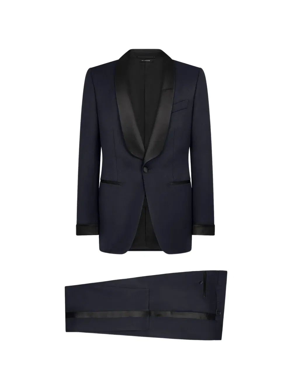shawl-collar suit