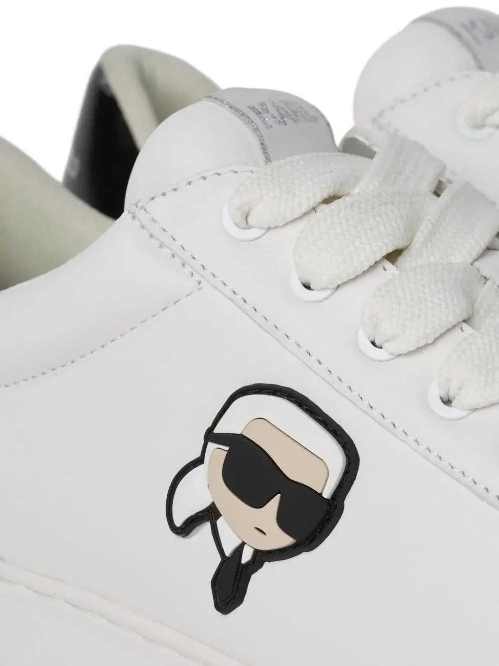 Ikon NFT Kapri sneakers