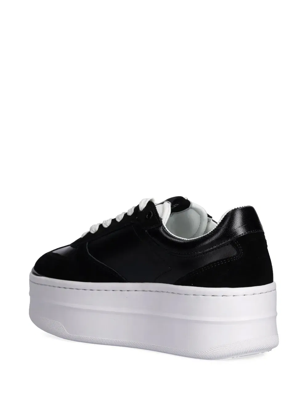 Kobo III sneakers